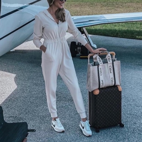 WeWoreWhat Leisure Hooded Sweatsuit - Picture 2 of 14